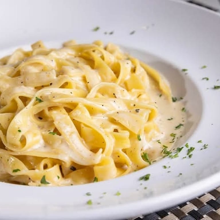 Fettuccine Alfredo Delight