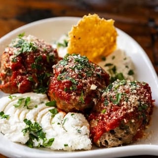 FULL TRAY NONNA'S MEATBALLS