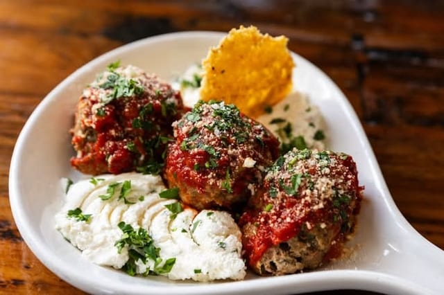 FULL TRAY NONNA'S MEATBALLS.